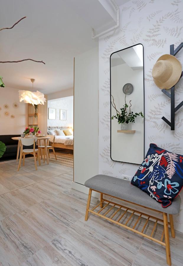 New & Cozy Studio In Ghencea + Netflix Bukarest Kültér fotó