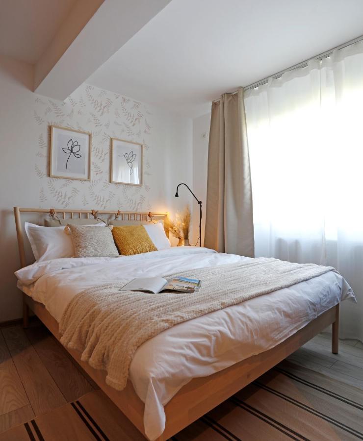 New & Cozy Studio In Ghencea + Netflix Bukarest Kültér fotó